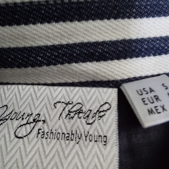 Jacket - Picture 6 of 6